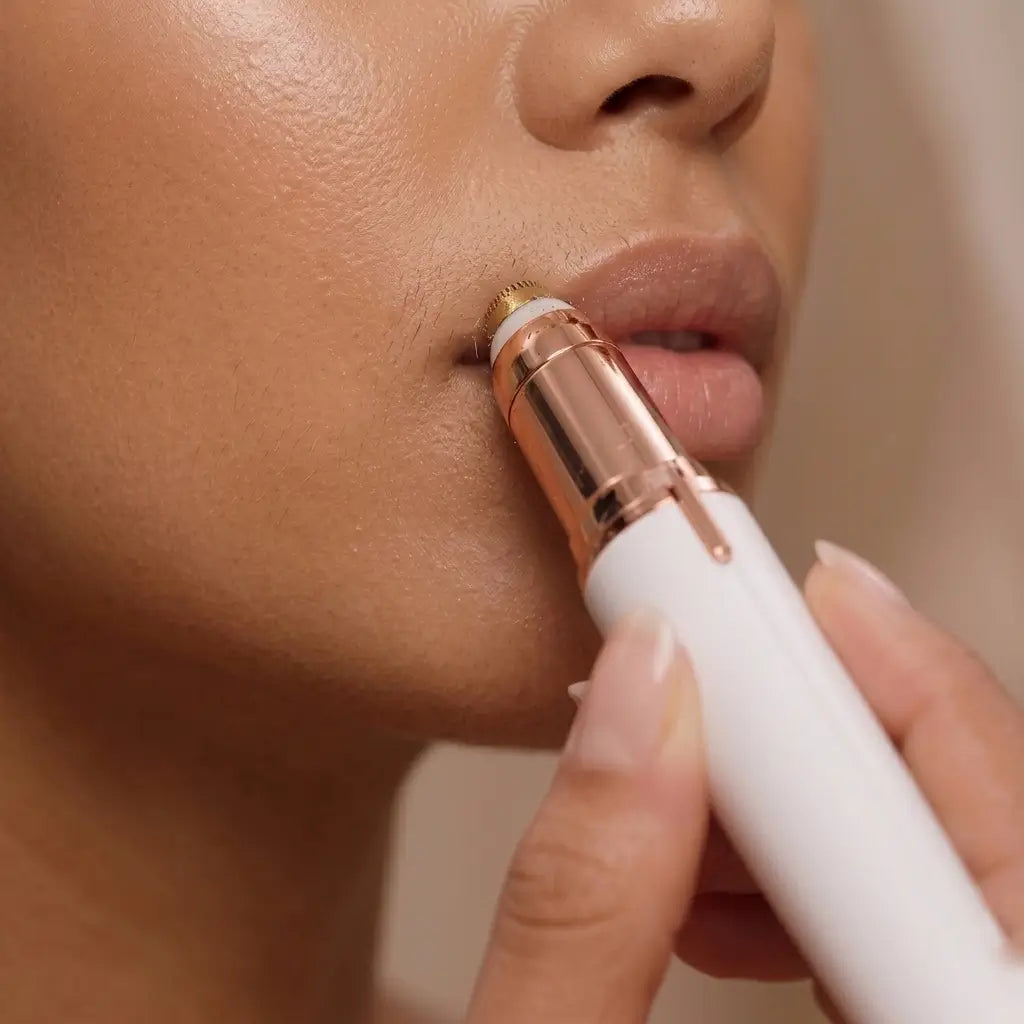 L'épilateur pour visage  Haute Précision